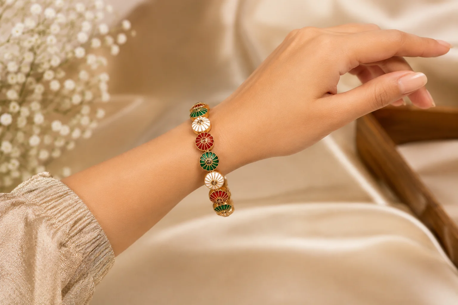 Gold-Toned Kundan Meenakari Studded Bangles (Set of 2)